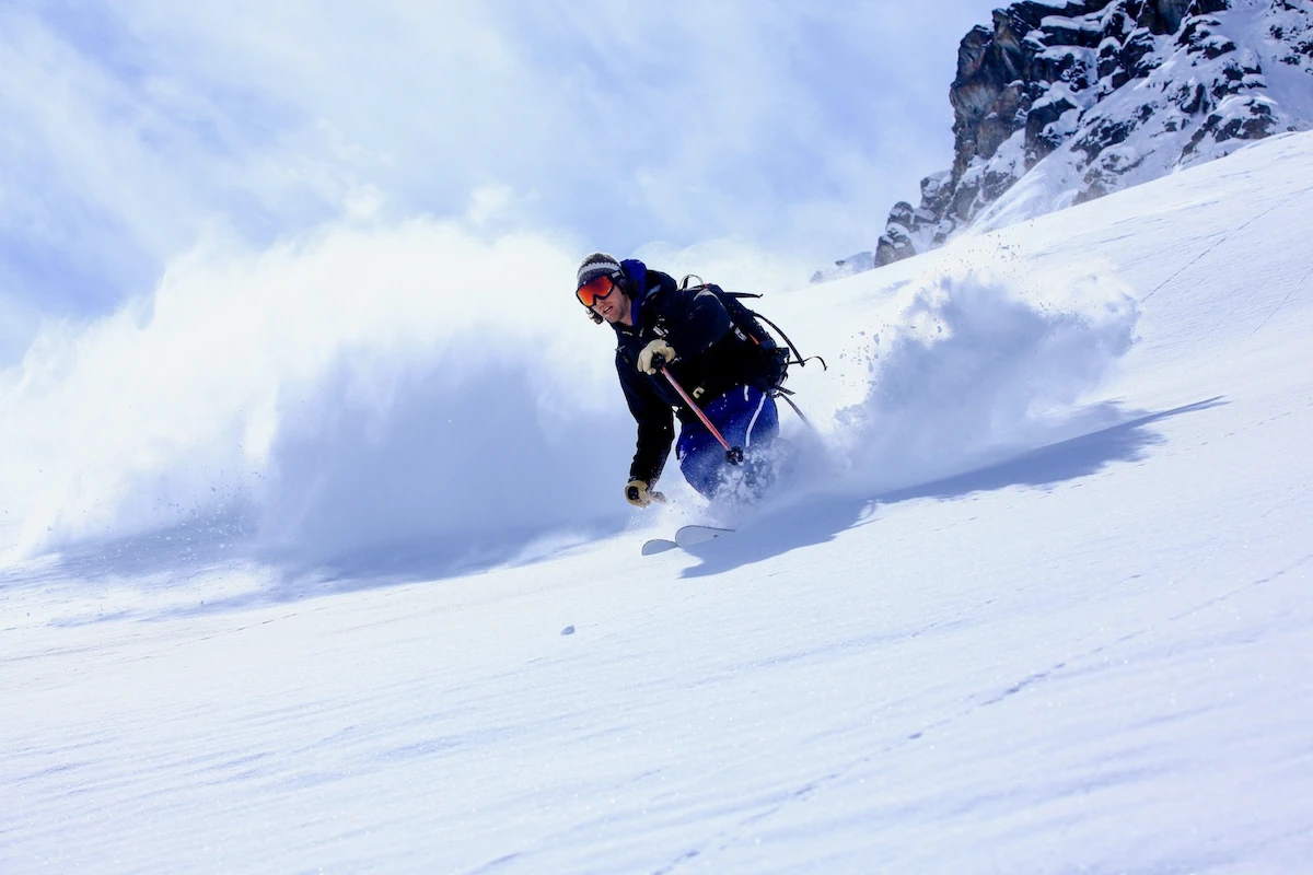 Advanced Ski Lessons in Saas-Fee